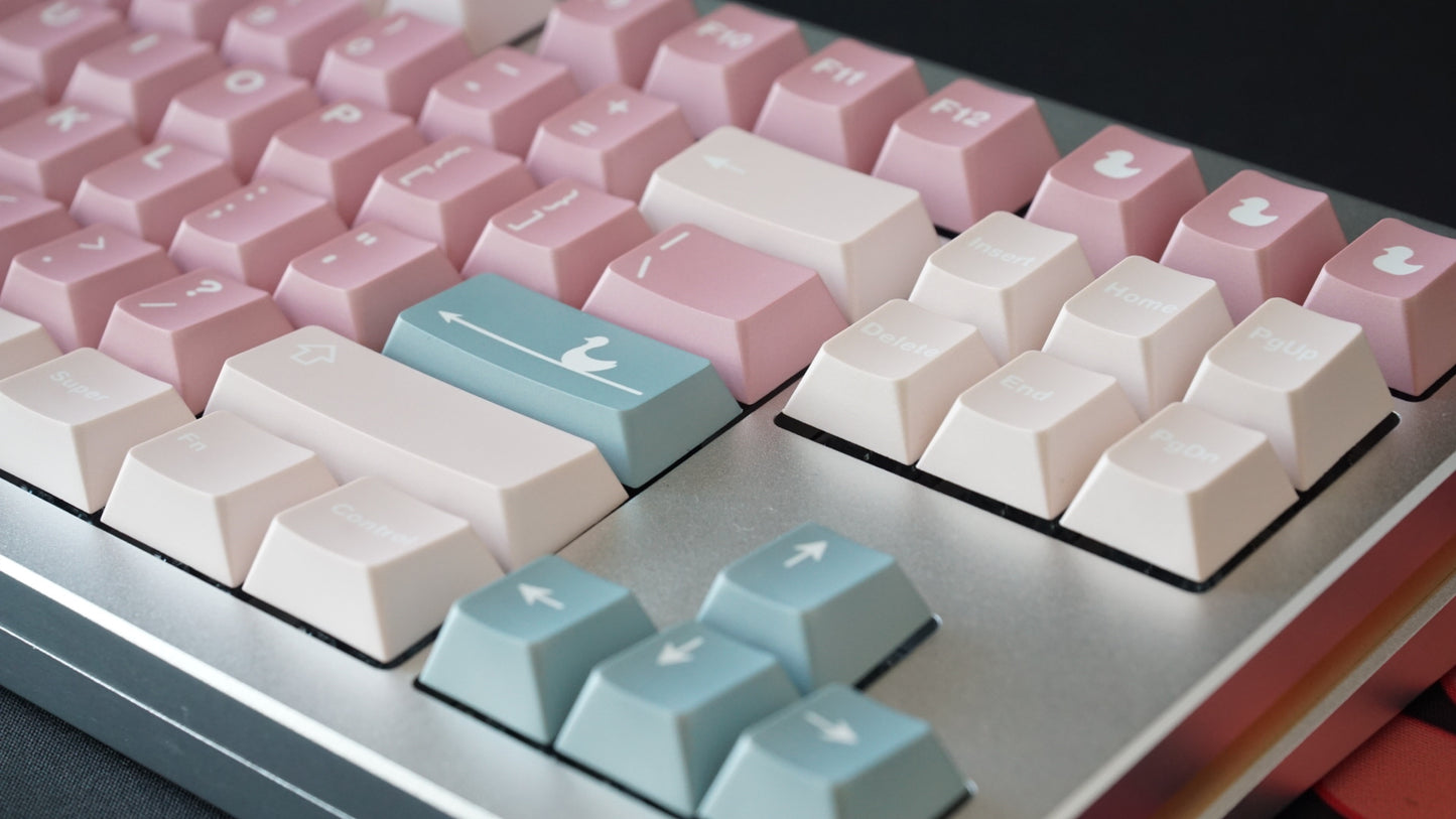 blush ducks keycaps