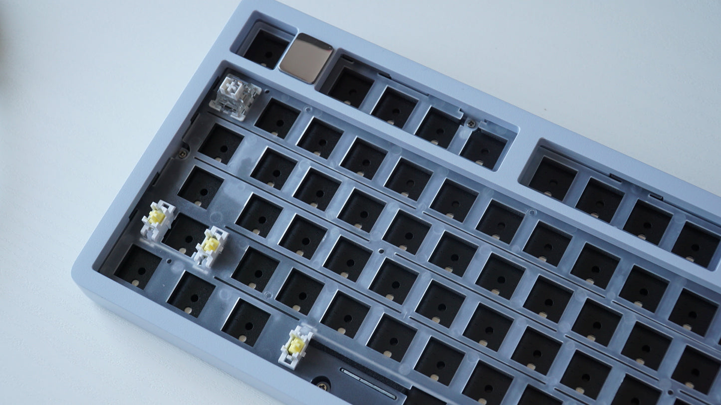 leobog Hi75C barebone (tri-mode)