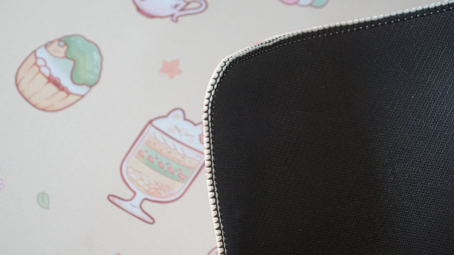 fox treats pattern deskmats