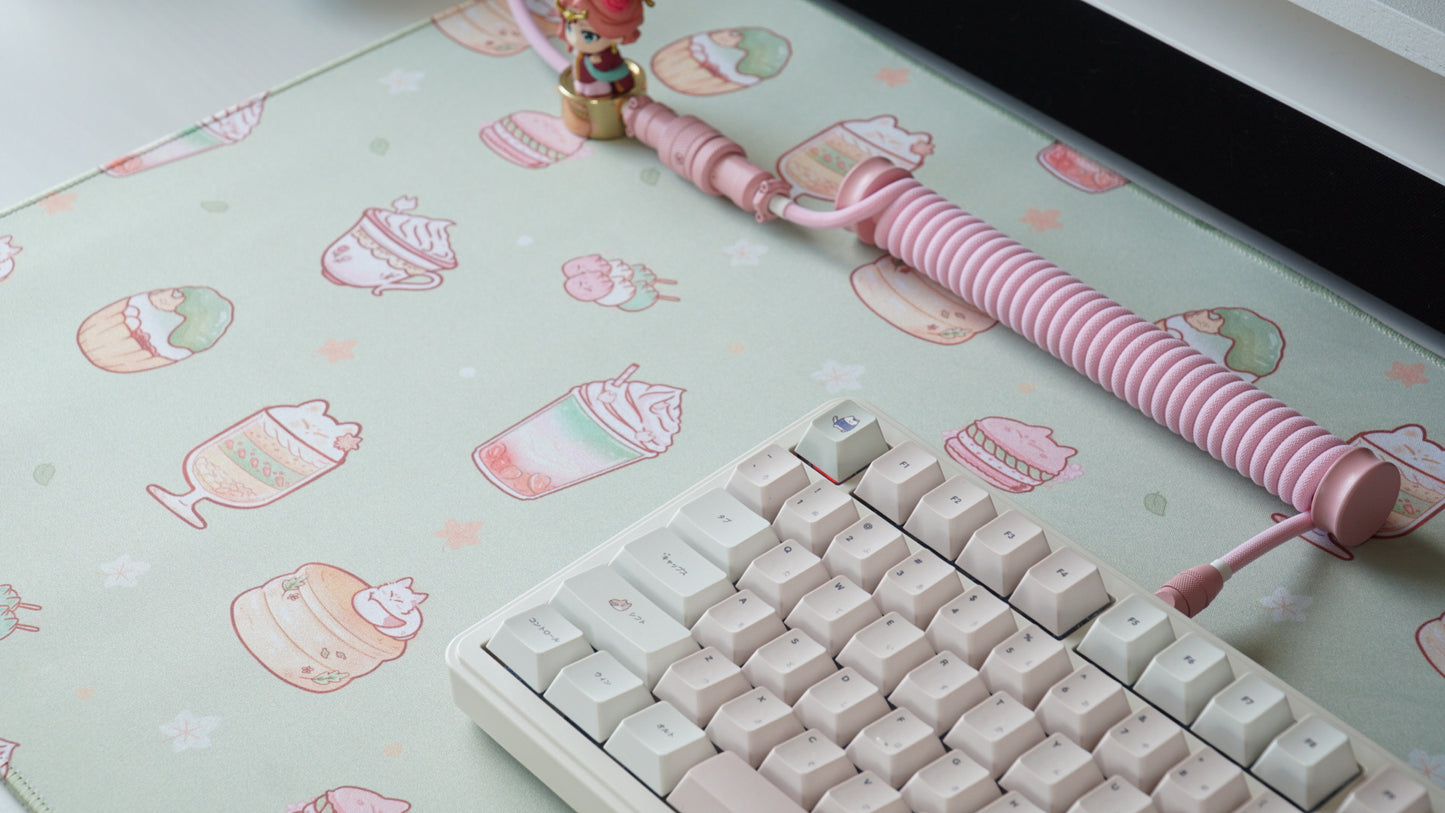 fox treats pattern deskmats