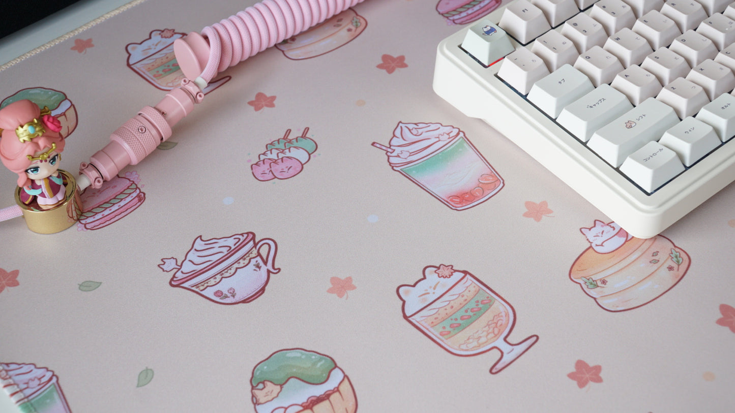 fox treats pattern deskmats