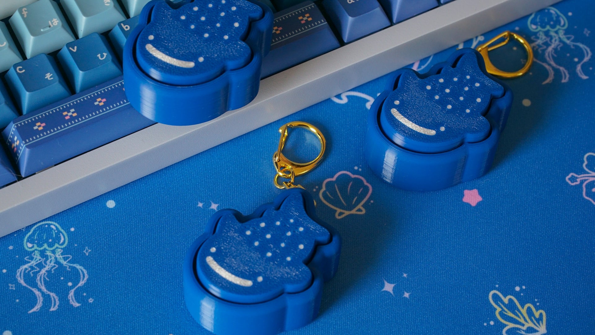 whale shark (jinbei) clicky keychain