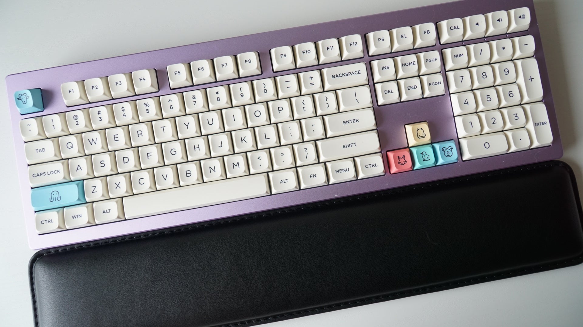 plain wrist rests