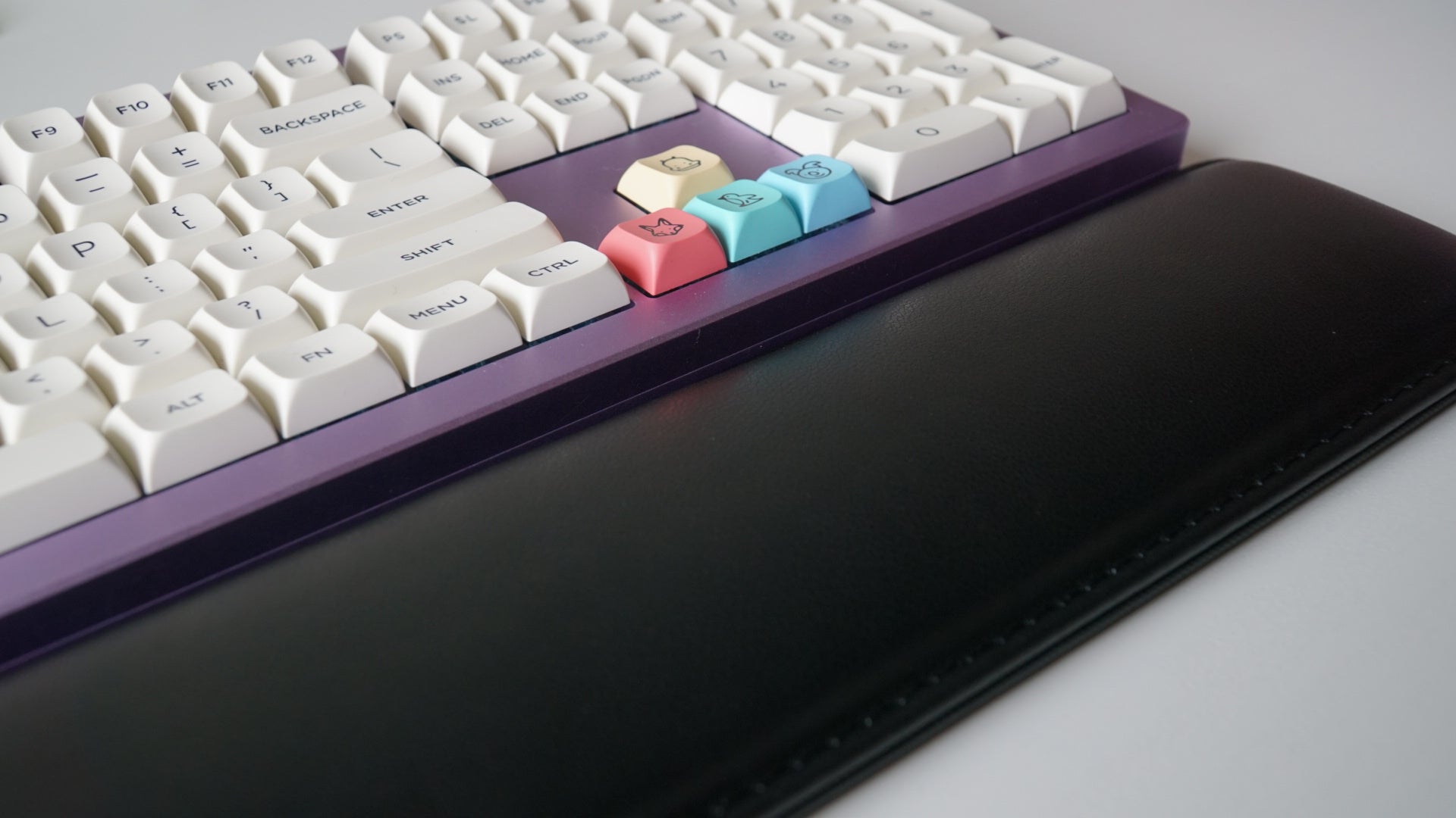 plain wrist rests