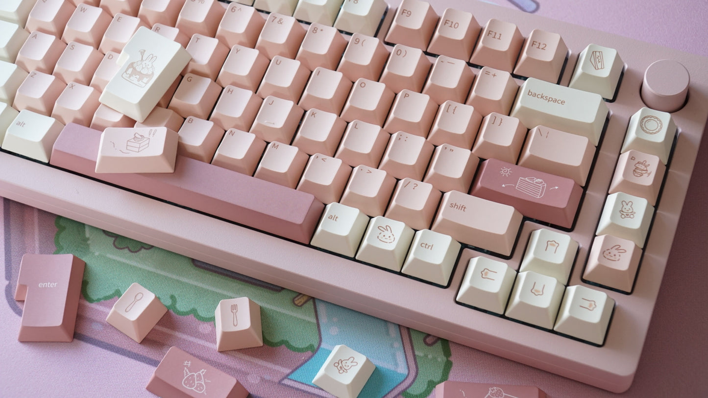 strawberry shortcake bunny keycaps