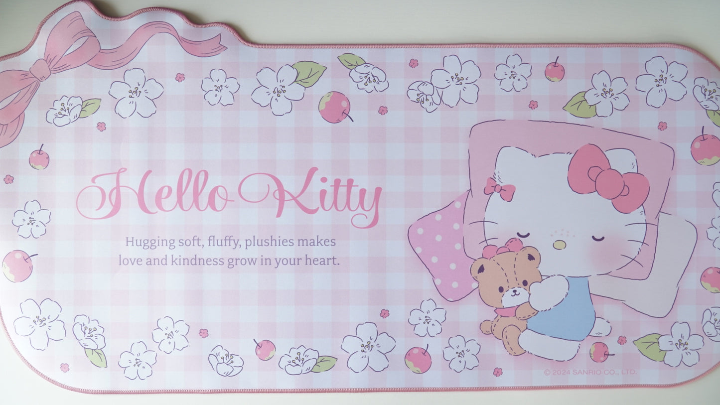 hello kitty deskmat