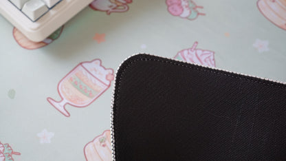 fox treats pattern deskmats