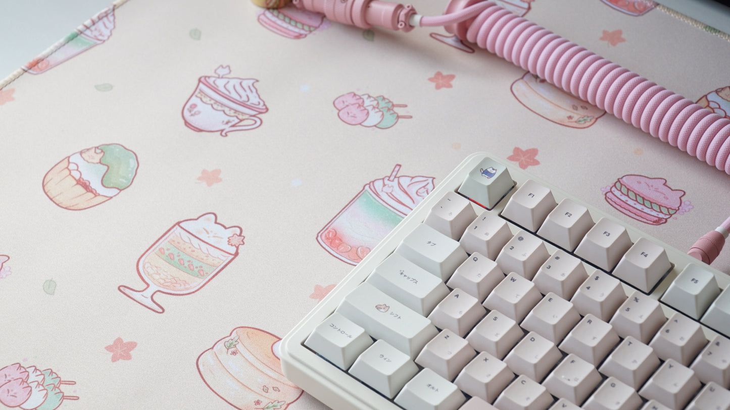 fox treats pattern deskmats