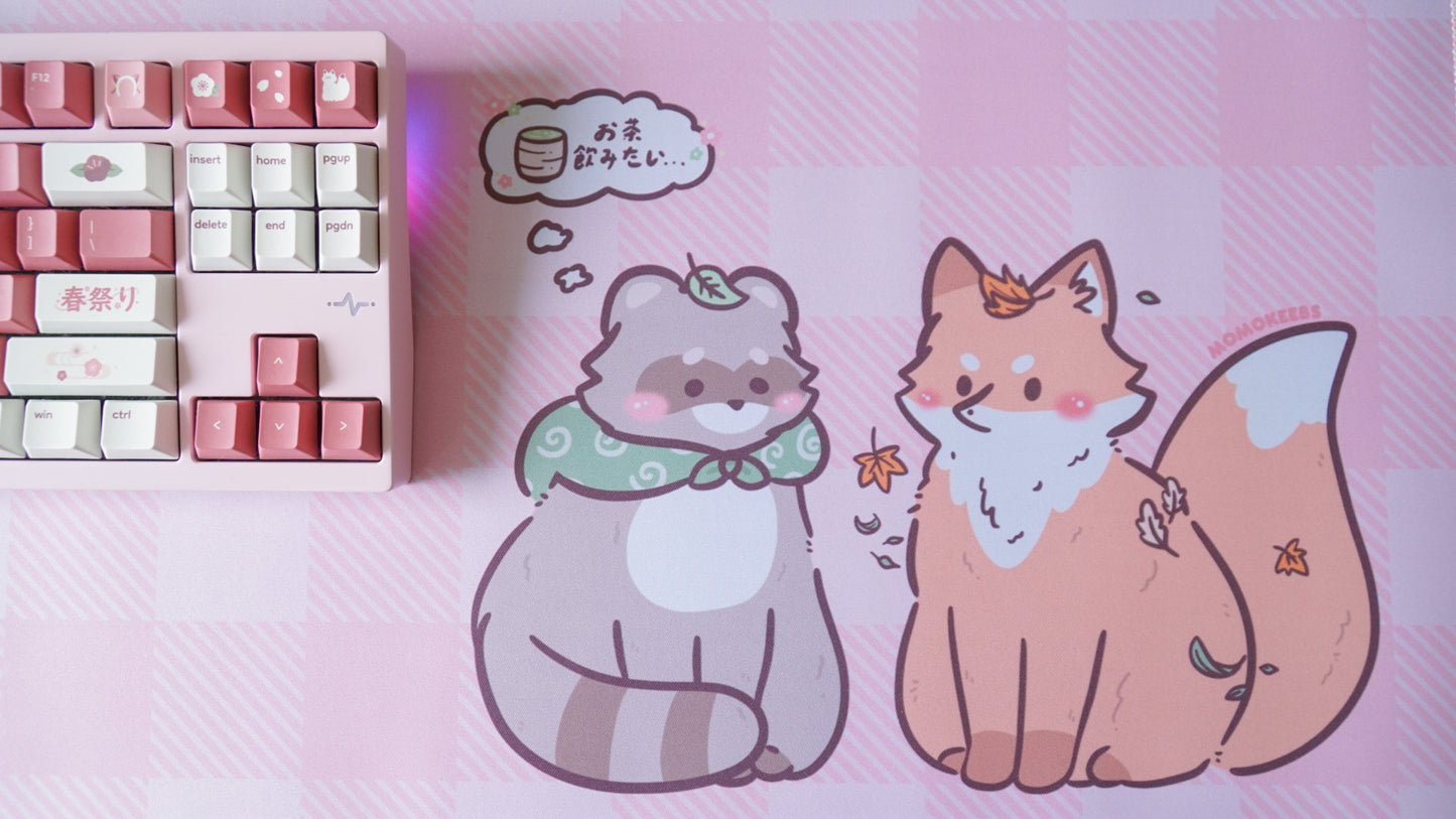 tanuki & kitsune pink plaid deskmat