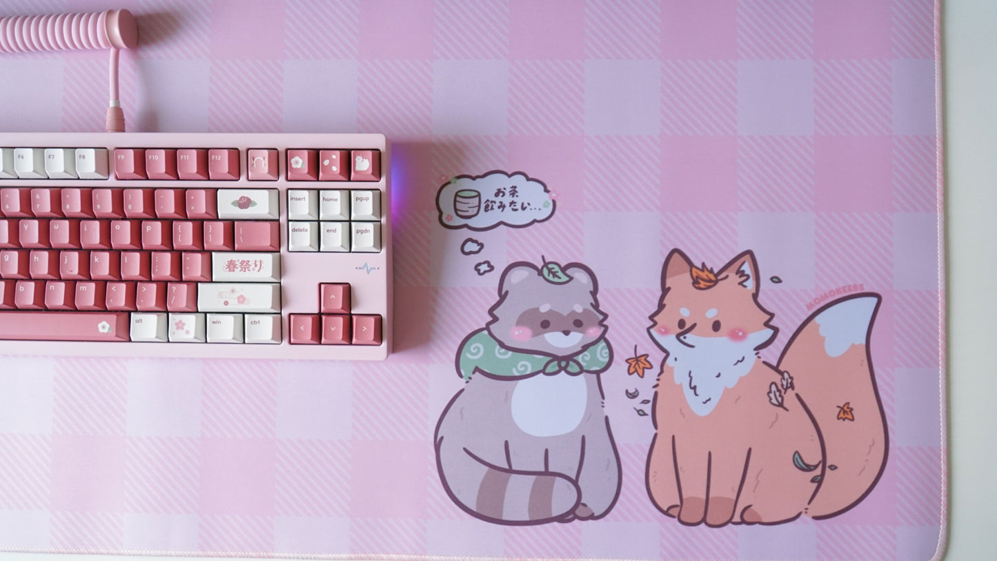 tanuki & kitsune pink plaid deskmat