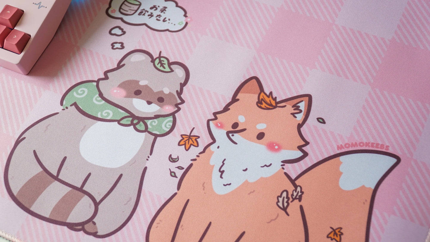 tanuki & kitsune pink plaid deskmat