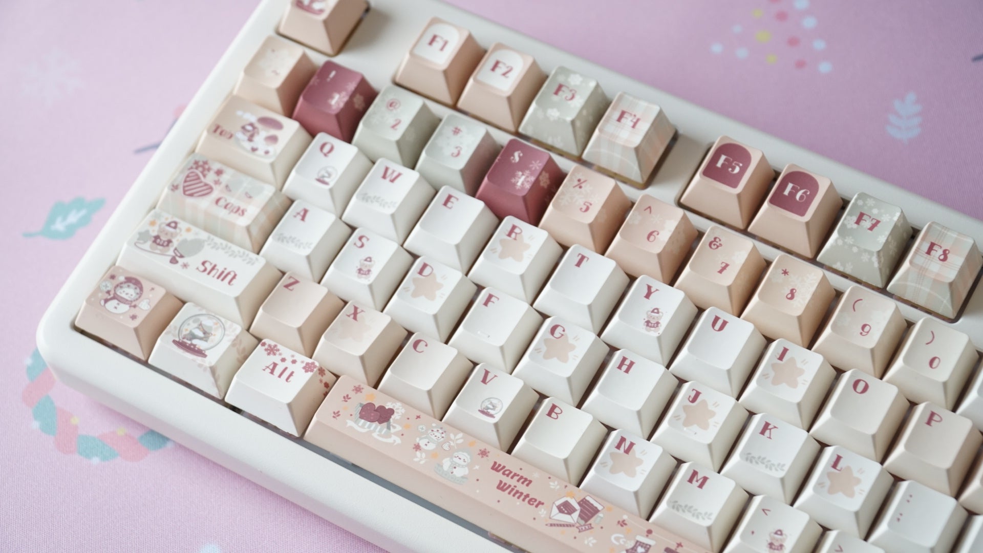 warm winter keycaps