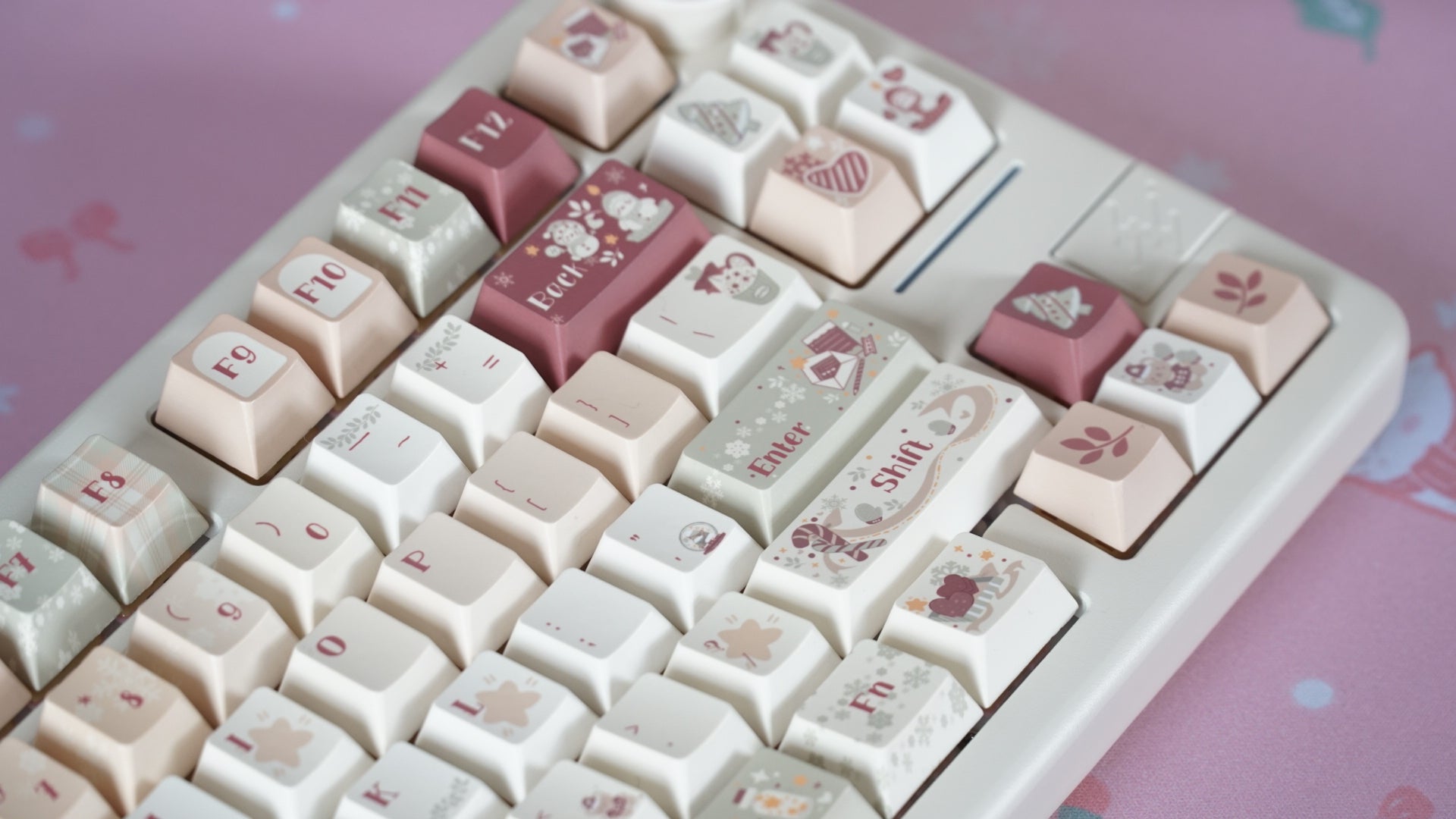 warm winter keycaps