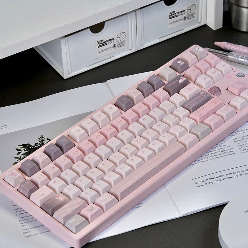 powdery pink keycaps