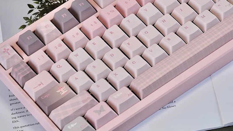powdery pink keycaps