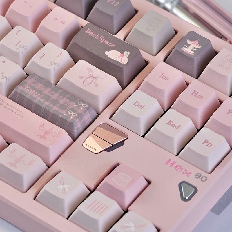 powdery pink keycaps